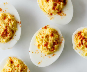 Запеченные яйца